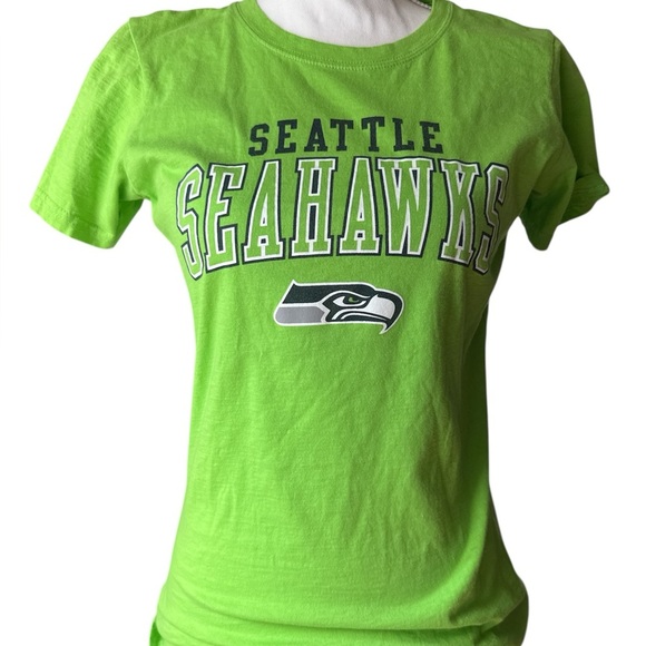 NFL Seattle Seahawks T-Shirt Green 💚💙 - Picture 1 of 6
